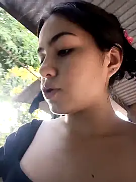 nana 1234 online show from October 3, 2025, 8:43 pm