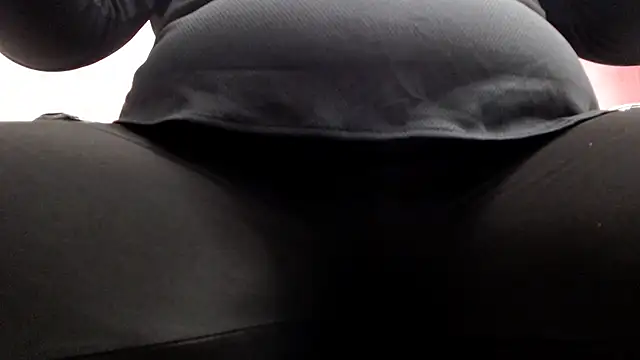 Wetandnaughtyxx online show from October 8, 2025, 7:43 am