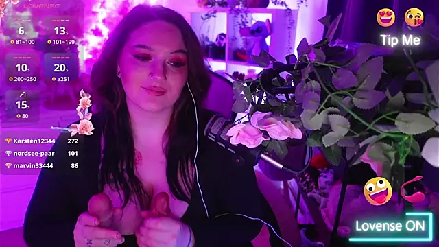 Snapshot of Jinyxx3 chatting on December 2, 2025, 4:25 am Jinyxx3 online show from December 2, 2025, 4:25 am