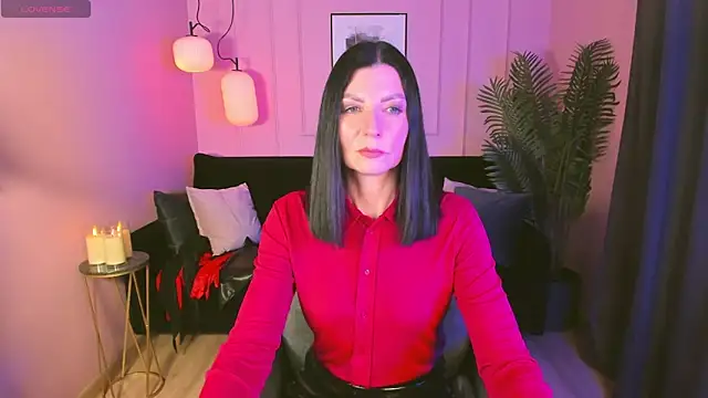 Snapshot of MonicaCheerful chatting on February 22, 2025, 1:02 pm MonicaCheerful online show from February 22, 2025, 1:02 pm