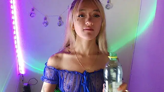 Lya1 ch online show from March 12, 2026, 9:52 pm