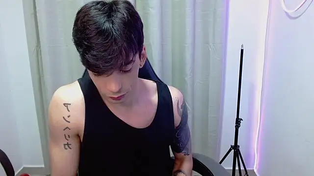 H3ll B0I online show from September 27, 2025, 9:26 am