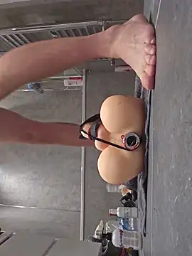 HuffedAdvocate online show from December 3, 2025, 9:47 pm