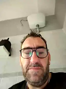 Snapshot of Hardasanut chatting on October 15, 2025, 8:55 am Hardasanut online show from October 15, 2025, 8:55 am