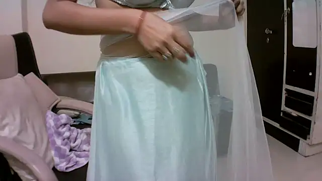 kajal  bhabhi  online show from May 11, 2026, 4:04 pm