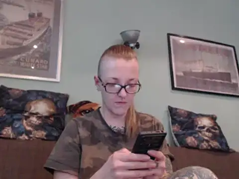 Astrid-Gilbert online show from February 6, 2025, 2:15 pm