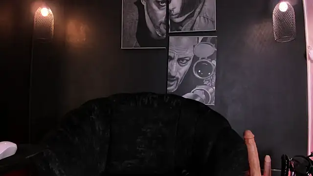 SadieManson  online show from January 16, 2026, 1:37 pm