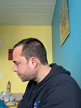 Funnyjul31 online show from January 11, 2026, 3:41 pm