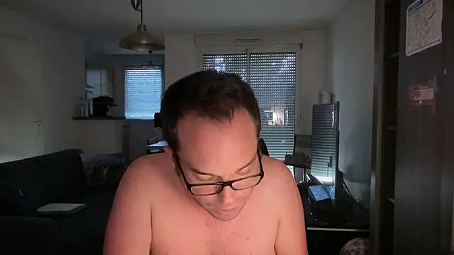 Funnyjul31 online show from October 10, 2025, 1:56 pm