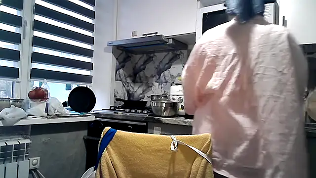 Misssweet s online show from November 5, 2025, 6:05 am