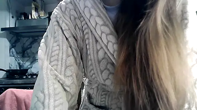 Misssweet s online show from December 15, 2025, 4:51 am