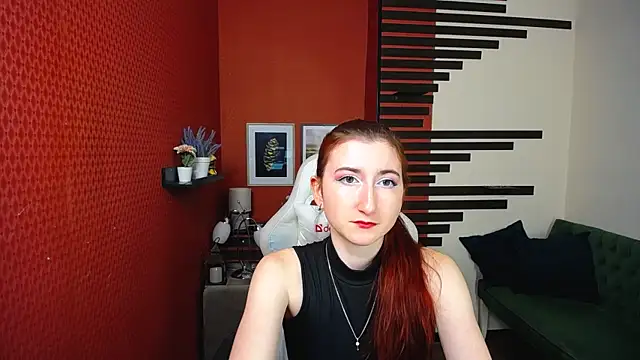 Snapshot of Violet_Moreau chatting on February 12, 2025, 9:54 pm Violet Moreau online show from February 12, 2025, 9:54 pm