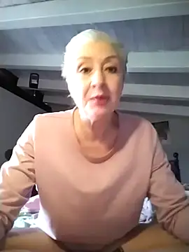 divinaerotica online show from February 16, 2026, 1:54 pm