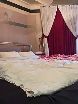 Yu0226 online show from February 12, 2025, 1:41 am