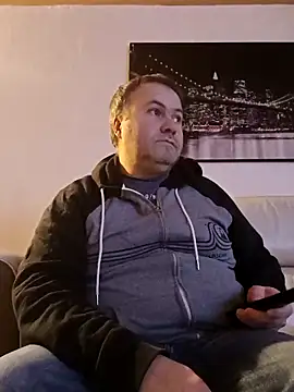 Pourleplasirs online show from February 27, 2025, 10:31 pm