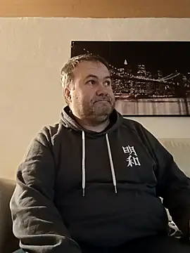 Pourleplasirs online show from February 22, 2025, 2:39 am