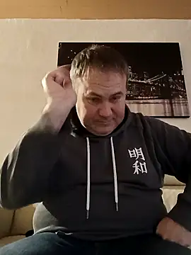 Pourleplasirs online show from February 10, 2025, 1:35 am