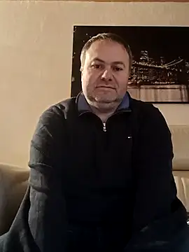 Pourleplasirs online show from February 16, 2025, 10:44 pm