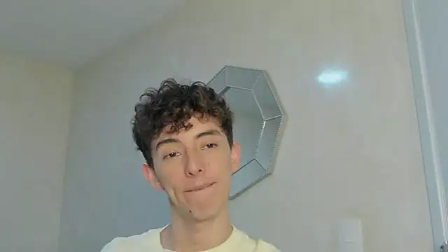 miketwink online show from November 21, 2025, 4:55 am