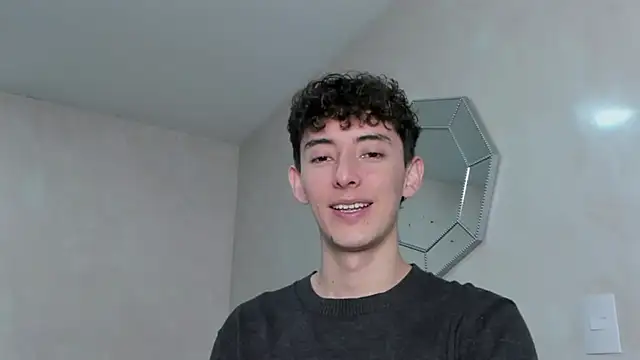 miketwink online show from November 7, 2025, 12:37 am