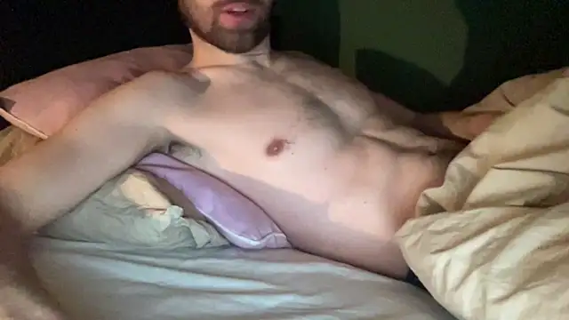 Snapshot of bullyboyy chatting on February 27, 2025, 10:53 pm bullyboyy online show from February 27, 2025, 10:53 pm