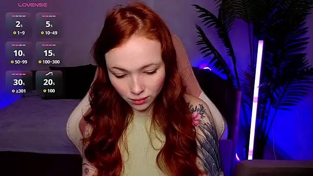 Maya Light online show from March 25, 2026, 1:50 am