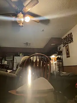 Snapshot of B3-Dindles chatting on October 30, 2025, 6:38 pm B3-Dindles online show from October 30, 2025, 6:38 pm