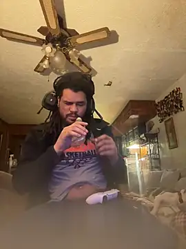 Snapshot of B3-Dindles chatting on March 12, 2026, 5:02 am B3-Dindles online show from March 12, 2026, 5:02 am