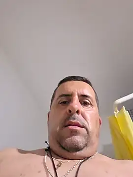 Snapshot of Usame_como_quieras chatting on July 27, 2026, 2:02 pm Usame como quieras online show from July 27, 2026, 2:02 pm