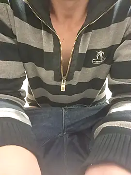 Snapshot of wadmma chatting on September 30, 2025, 12:55 pm wadmma online show from September 30, 2025, 12:55 pm