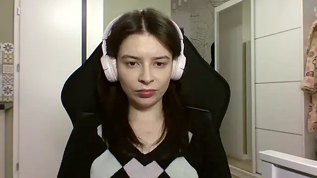 LariceSexy online show from January 13, 2026, 7:18 pm