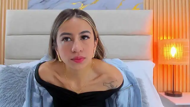 Snapshot of Ariana_greenblat chatting on May 2, 2026, 2:22 pm Ariana greenblat online show from May 2, 2026, 2:22 pm
