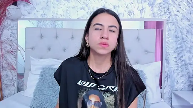 Snapshot of Ariana_greenblat chatting on February 20, 2026, 5:04 pm Ariana greenblat online show from February 20, 2026, 5:04 pm