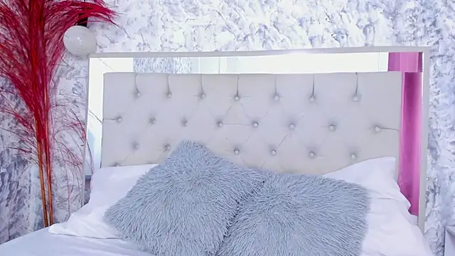 Snapshot of Ariana_greenblat chatting on February 26, 2026, 5:02 pm Ariana greenblat online show from February 26, 2026, 5:02 pm