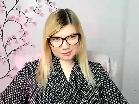 Lola moree online show from December 17, 2025, 12:54 pm