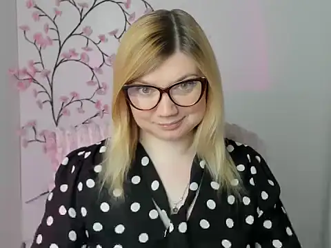 Lola moree online show from May 17, 2026, 11:32 am