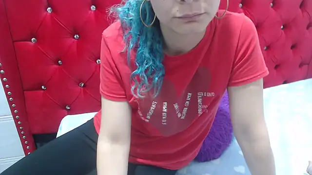 Ariasmithog online show from November 21, 2025, 12:26 pm