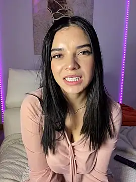 Snapshot of eileensophi chatting on March 9, 2025, 9:02 am eileensophi online show from March 9, 2025, 9:02 am
