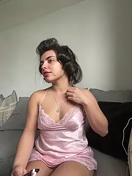 cute carly  online show from March 22, 2025, 3:42 pm