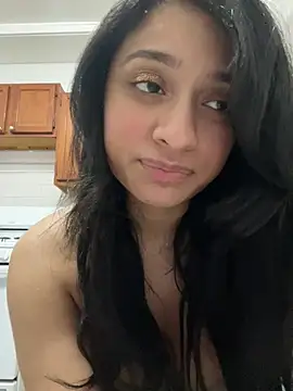 Snapshot of Cristinasunny chatting on June 11, 2026, 2:22 am Cristinasunny online show from June 11, 2026, 2:22 am