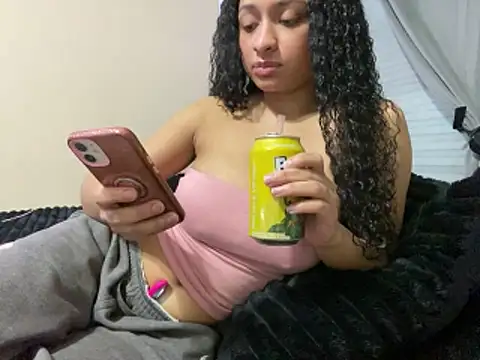 Cristinasunny online show from May 22, 2026, 1:03 am