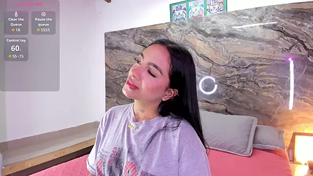 Estefy gomez09 online show from March 24, 2026, 12:27 pm