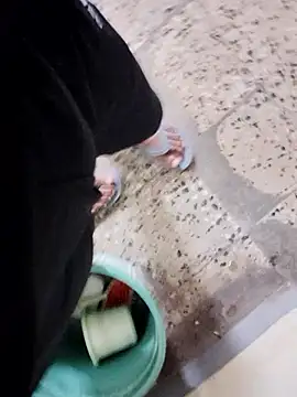 suggest121 online show from March 18, 2025, 3:44 pm