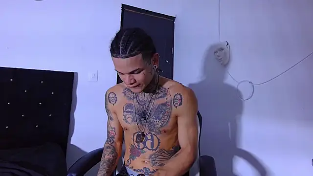 hot man05 online show from December 20, 2025, 12:46 am