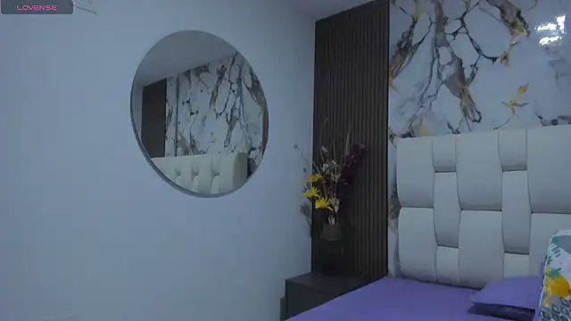 amanda29 online show from March 27, 2026, 7:04 pm