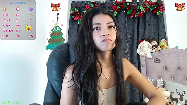 ellajonz online show from December 22, 2025, 2:55 am