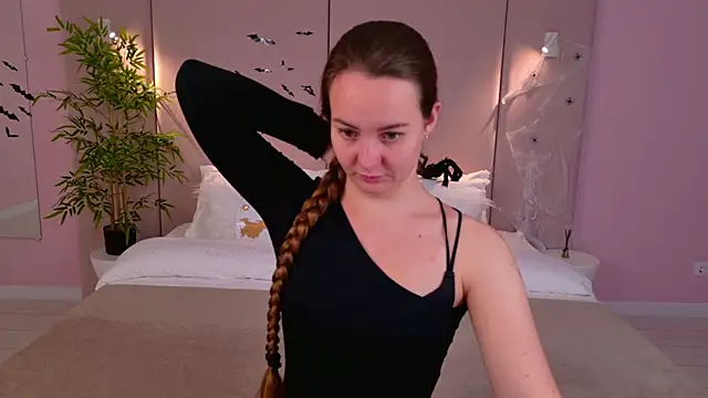 JaniceCollins online show from November 4, 2025, 2:48 am