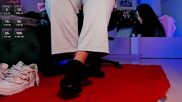 aleya bliss online show from December 18, 2025, 2:49 am