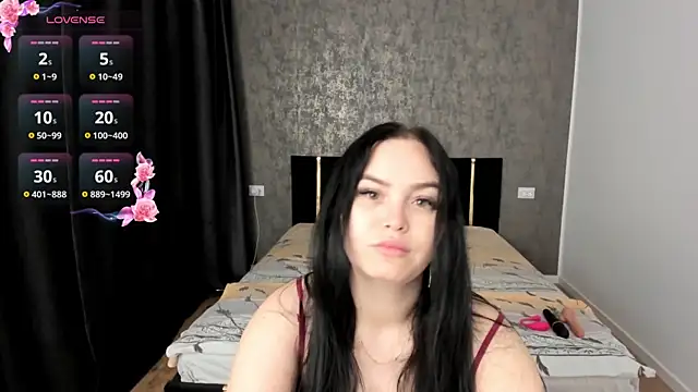 KairraPotts online show from July 24, 2026, 7:21 pm