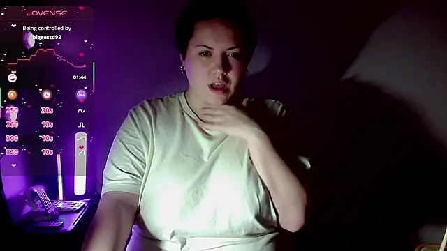 Snapshot of BlackkkVelvet chatting on December 20, 2025, 10:56 pm BlackkkVelvet online show from December 20, 2025, 10:56 pm